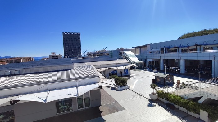 Il Molo 8.44 celebra la Festa della Donna con una giornata dedicata a bellezza, astrologia e benessere