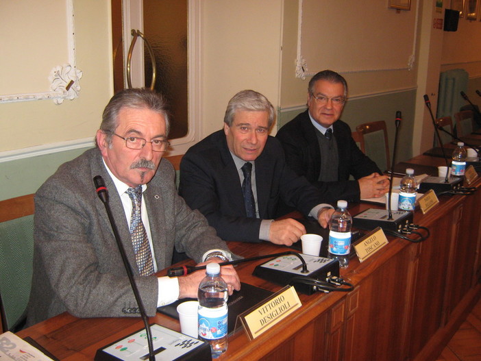 Il gruppo PD in Provincia propone l'Albo delle Badanti: il Consiglio approva all'unanimità