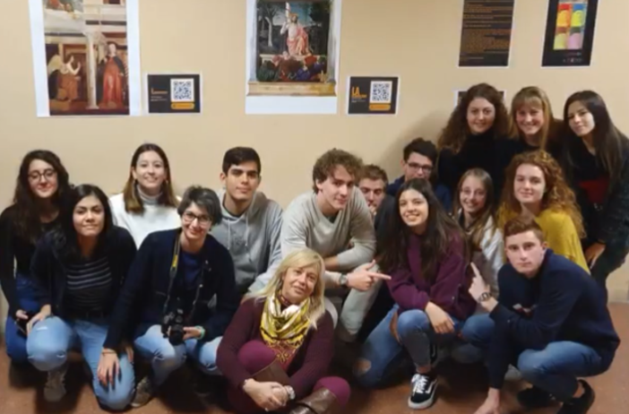 Imperia: una mostra con le opere di Piero Della Francesca per genitori in attesa del colloquio con gli insegnanti. L'originale iniziativa al Vieusseux (foto e video)