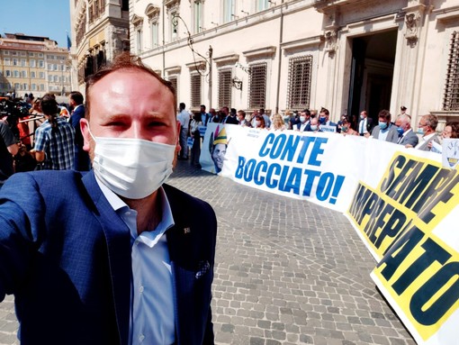 Il deputato Flavio Di Muro alla manifestazione della Lega svoltasi a Roma Il deputato Flavio Di Muro alla manifestazione della Lega svoltasi a Roma
