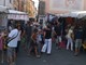 Sanremo: al mercato vietato l'ingresso ai venditori abusivi, loro non entrano ma stazionano intorno Sanremo: al mercato vietato l'ingresso ai venditori abusivi, loro non entrano ma stazionano intorno