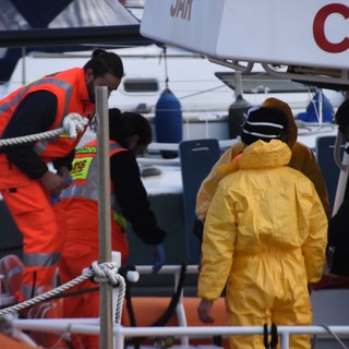 Sanremo: il cadavere di un anziano è stato trovato in mare di fronte a Pian di Nave, intervento della GC (Foto)