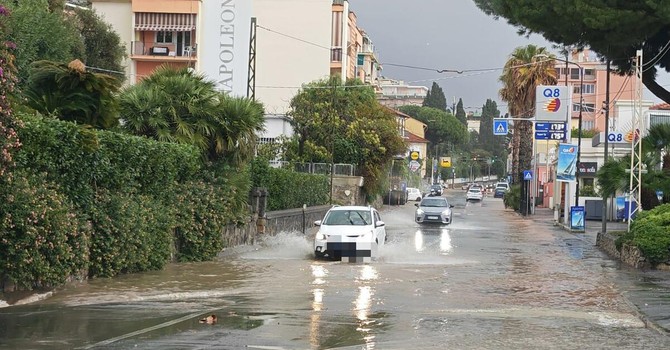 Clima, la provincia di Imperia cambia volto: +1,1°C in 15 anni, più ondate di calore e piogge sempre più intense Clima, la provincia di Imperia cambia volto: +1,1°C in 15 anni, più ondate di calore e piogge sempre più intense