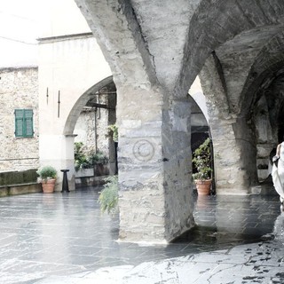 Da Montalto a Finalborgo per una manifestazione dedicata ai matrimoni Da Montalto a Finalborgo per una manifestazione dedicata ai matrimoni