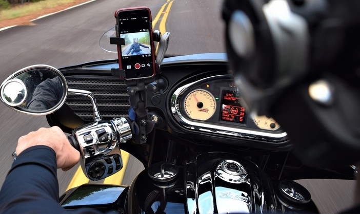 Riscopri il piacere di vivere le due ruote con MG MotoStore, l’abbigliamento moto che desideri