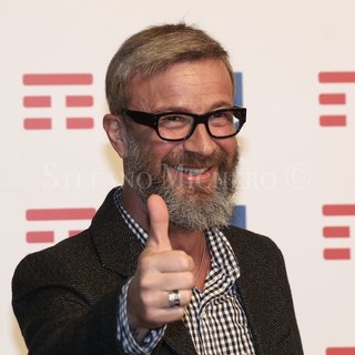 #Sanremo2017: Masini pronto per l'Ariston con la sua 'Spostato di un secondo', "Se potessi tornerei nel 1984 per vedere mia madre prima che muoia" #Sanremo2017: Masini pronto per l'Ariston con la sua 'Spostato di un secondo', "Se potessi tornerei nel 1984 per vedere mia madre prima che muoia"