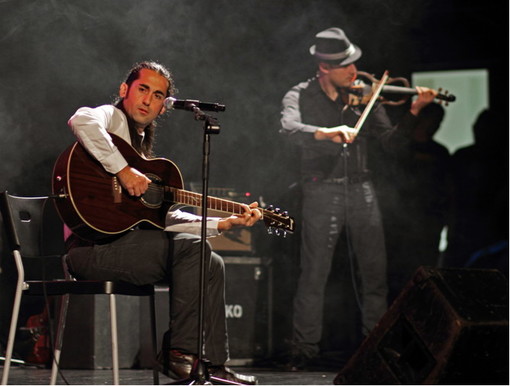 Imperia: venerdì sera Mladen unplugged al Manifesto del Cantautorato Ligure