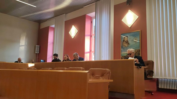 Ventimiglia, i consiglieri comunali del Pd: "La maggioranza tenta di mettere il bavaglio alla minoranza"
