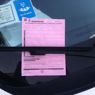 Sanremo: auto multate senza ticket, un lettore "Tutto giusto ma quelle in totale divieto e che intralciano?"