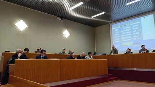 Ventimiglia, lotta all'antisemitismo: mozione approvata in consiglio comunale (Foto)