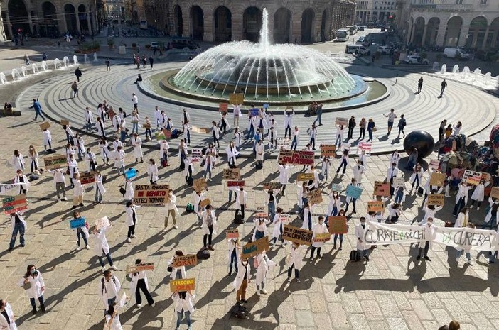 Regione, gli studenti di medicina dovranno attendere per la ripresa dei tirocini in presenza Regione, gli studenti di medicina dovranno attendere per la ripresa dei tirocini in presenza