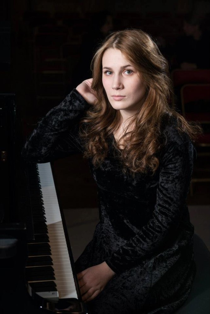 Alexandra Massaleva, pianista Alexandra Massaleva, pianista