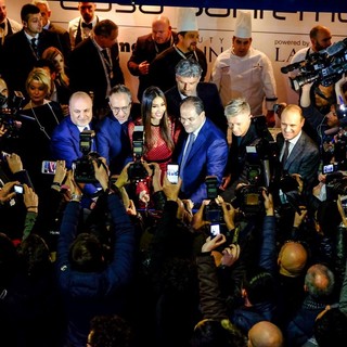 #Sanremo2017: numerosi i premi realizzati dall’orafo Michele Affidato per big e personaggi del mondo musicale #Sanremo2017: numerosi i premi realizzati dall’orafo Michele Affidato per big e personaggi del mondo musicale