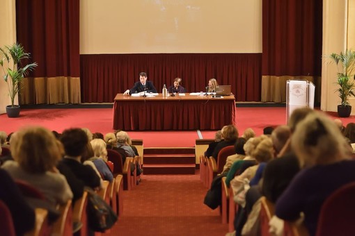 Sanremo: grande partecipazione al Teatro dell'Opera del Casinò per la presentazione del libro “Pirandello. L’impossibile finale"