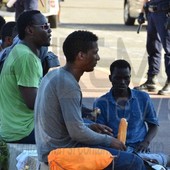 Ventimiglia, migranti al confine: bocciata in Regione la proposta AVS per un centro temporaneo di accoglienza maschile