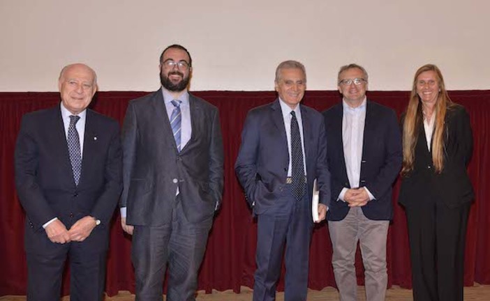 Sanremo: tanto pubblico al teatro del Casinò per la presentazione di “20 destini straordinari del XX Secolo”