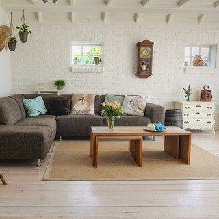 A Sanremo piace il riciclo: la città dei fiori è la quinta in Italia per l'acquisto di mobili usati, l'analisi