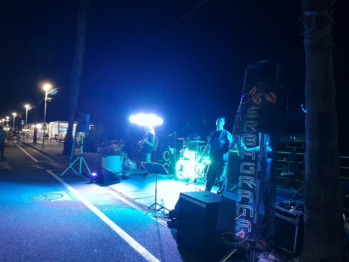 Musica, sport e mercatini: a Vallecrosia al Mare ultimo appuntamento de 'I mercoledì d'estate' (Foto) Musica, sport e mercatini: a Vallecrosia al Mare ultimo appuntamento de 'I mercoledì d'estate' (Foto)