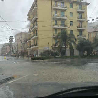 Sanremo, l’allerta arancione verso la conclusione: piccoli interventi e nessuna criticità rilevante Sanremo, l’allerta arancione verso la conclusione: piccoli interventi e nessuna criticità rilevante