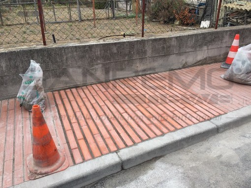 Ventimiglia: marciapiedi, differenziata e passaggi pedonali al centro del tradizionale ‘aperitivo del Mugugnu Ventimiglia: marciapiedi, differenziata e passaggi pedonali al centro del tradizionale ‘aperitivo del Mugugnu