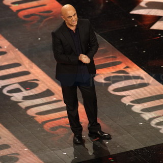 Festival #sanremo2014: la bellezza vista da Maurizio Crozza dal palco dell'Ariston "E' qui in Italia!" Festival #sanremo2014: la bellezza vista da Maurizio Crozza dal palco dell'Ariston "E' qui in Italia!"