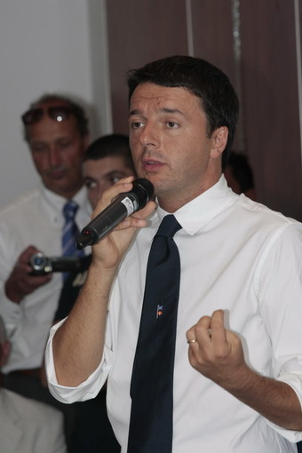 Imperia: gli amministratori locali invitati all'incontro con il Presidente del Consiglio Matteo Renzi a Savona Imperia: gli amministratori locali invitati all'incontro con il Presidente del Consiglio Matteo Renzi a Savona