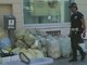 Sanremo: cumulo di sacchetti della spazzatura abbandonati in via Escoffier, negozianti chiedono l'intervento della Municipale