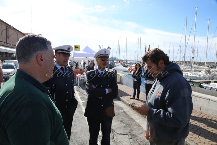 Sanremo: auto rimossa per il 'Barone' Andrea Lo Cicero, l'ex campione di rugby a Sanremo per una regata Sanremo: auto rimossa per il 'Barone' Andrea Lo Cicero, l'ex campione di rugby a Sanremo per una regata