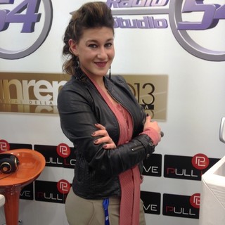 Monia Russo intervistata prima della diretta su Radio Studio 54