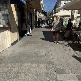 Il marciapiede da ristrutturare