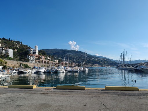 Bordighera, via libera al primo lotto per il restyling dell'impianto elettrico del porto turistico: investimento da 54mila euro Bordighera, via libera al primo lotto per il restyling dell'impianto elettrico del porto turistico: investimento da 54mila euro