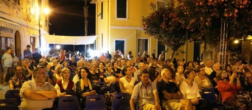 Riva Ligure: grande successo per Stephan Meier e il suo libro “Now”