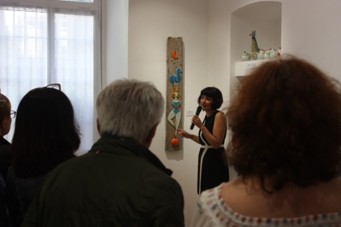 Sanremo: prosegue con successo la personale di Deborah Ciolli alla galleria d’arte La Mongolfiera