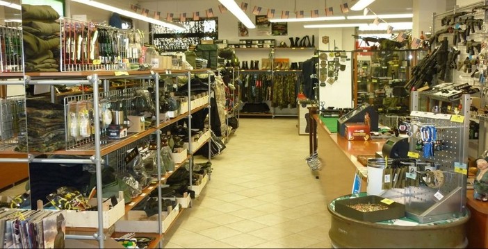 Caccia e softair: da Mimetix di Imperia nuovi assortimenti, accessoristica e grandi novità per l'abbigliamento Caccia e softair: da Mimetix di Imperia nuovi assortimenti, accessoristica e grandi novità per l'abbigliamento