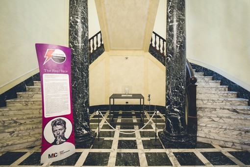 Imperia: proroga straordinaria fino al 21 maggio per la mostra “David Bowie. The Real face”