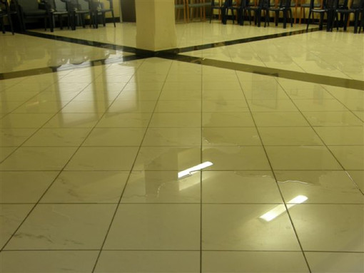 Sanremo: infiltrazioni d'acqua al centro per anziani Melograno, domani chiusa la sala da ballo