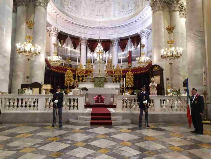 Imperia: celebrata al Duomo di Porto Maurizio la messa per San Michele Arcangelo, patrono della polizia (foto)