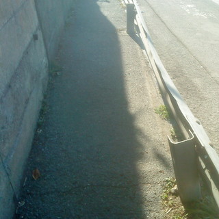 Pulizia marciapiedi a Roverino di Ventimiglia: i ringraziamenti di un lettore