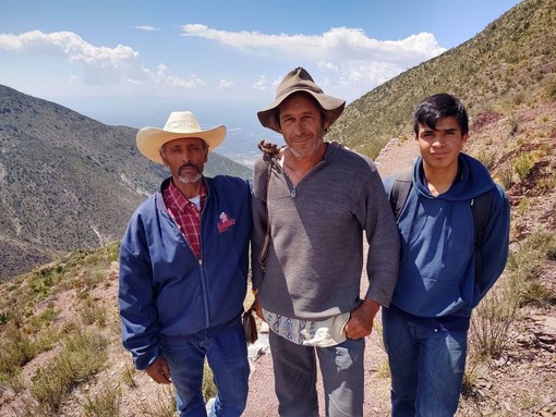 Badalucco: Massimo Maggiari e il suo libro 'Leggere nel cuore - I segreti di un curandero' all'Art Gallery Badalucco: Massimo Maggiari e il suo libro 'Leggere nel cuore - I segreti di un curandero' all'Art Gallery