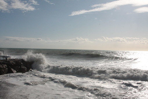 Regione: approvato monitoraggio dei danni provocati dall'ultima mareggiata