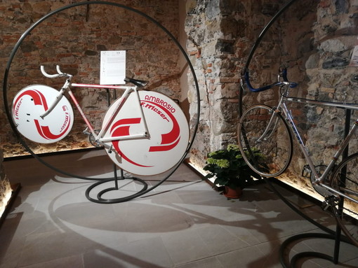 Mostra sull'evoluzione della bicicletta al Forte di Santa Tecla di Sanremo
