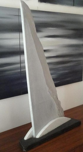 Imperia: dal 1 al 22 settembre il Circolo Parasio ospita la mostra 'Le Fil Bleu' di Serenella Sossi