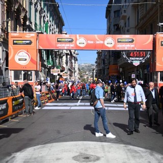 Ciclismo: il racconto della Milano-Sanremo, la corsa entra nel vivo (Live, Foto e Video) Ciclismo: il racconto della Milano-Sanremo, la corsa entra nel vivo (Live, Foto e Video)