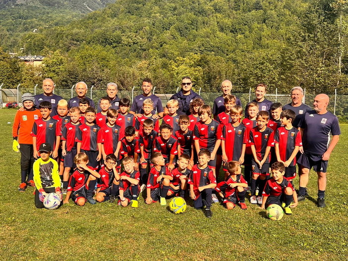 I bambini della Scuola Calcio dell'U.S.Dolceacqua all'8° Mini Camp al Centro Sportivo di Limone Piemonte I bambini della Scuola Calcio dell'U.S.Dolceacqua all'8° Mini Camp al Centro Sportivo di Limone Piemonte