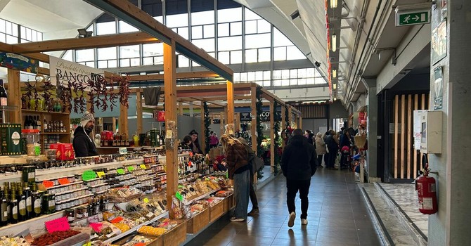 Mercato Annonario di Sanremo, sopralluogo dell’assessore Ormea: via ai primi interventi sui banchi rimasti vuoti