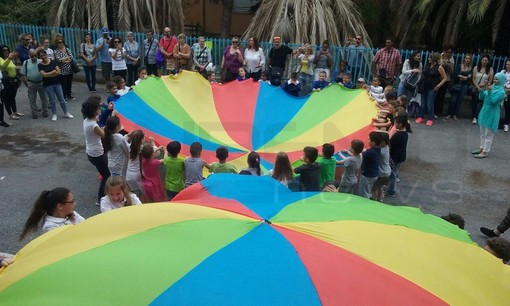 Ventimiglia: festa conclusiva per il progetto "Musicalmente" alle scuole di via Roma Ventimiglia: festa conclusiva per il progetto "Musicalmente" alle scuole di via Roma