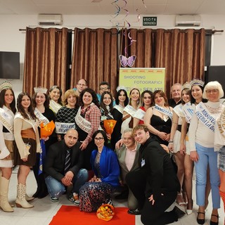 'Miss Primavera e Miss Osteria La Balestra', undici bellezze sfilano in passerella a Ventimiglia (Foto e video)