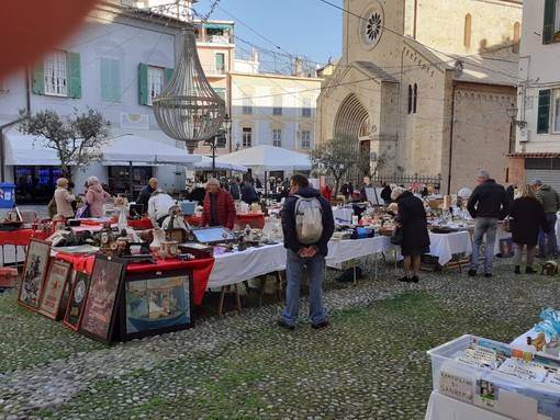 Sanremo, ad aprile quattro gli appuntamenti con l'antiquariato: ecco tutti gli eventi in programma (foto) Sanremo, ad aprile quattro gli appuntamenti con l'antiquariato: ecco tutti gli eventi in programma (foto)