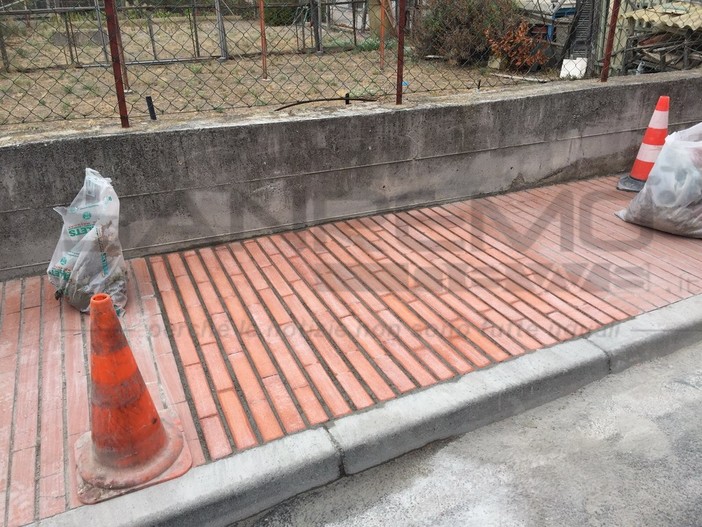 Ventimiglia: marciapiedi, differenziata e passaggi pedonali al centro del tradizionale ‘aperitivo del Mugugnu