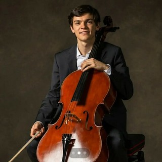 Concerto con il violoncellista Milo Ferrazzini al Santuario N.S. Assunta della Costa di Sanremo Concerto con il violoncellista Milo Ferrazzini al Santuario N.S. Assunta della Costa di Sanremo
